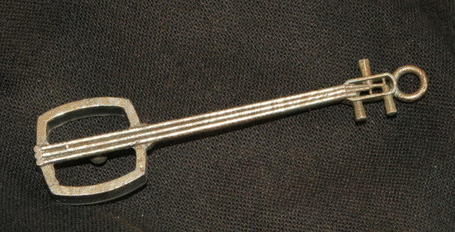 コバルト製楽器型アクセサリー　三味線